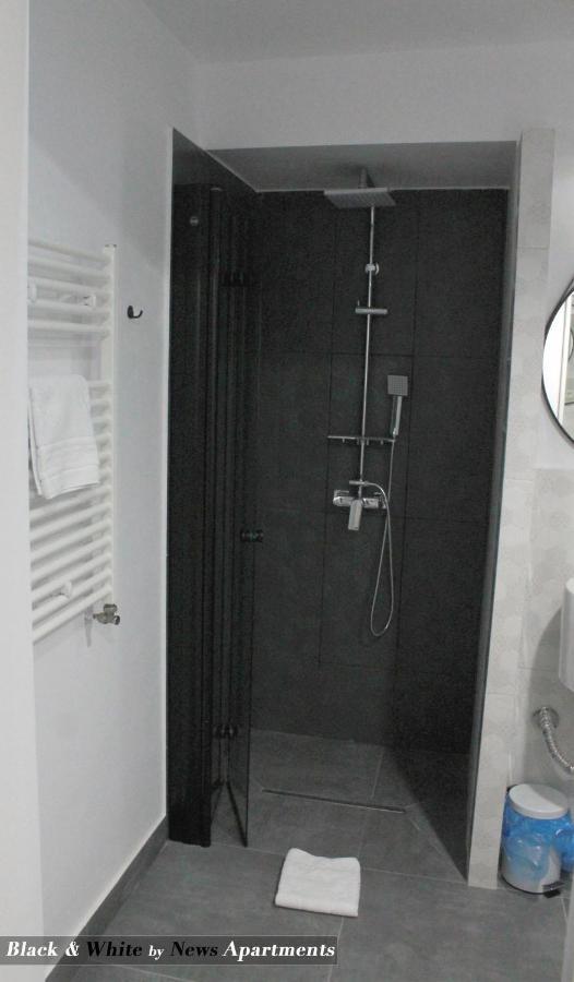 Black & White - News Apartment بوخارست المظهر الخارجي الصورة